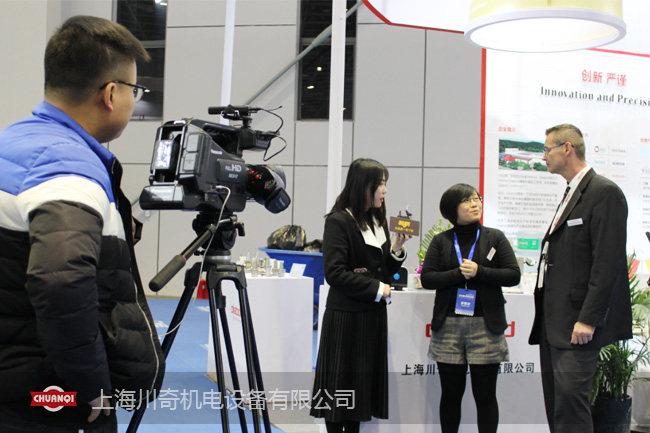 品質欄目組現場采訪Diebold海外銷售技術總監Anton Ebenh&ouml;ch先生